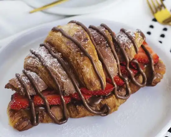 Food image CROISSANT-FRESA-NUTELLA.webp